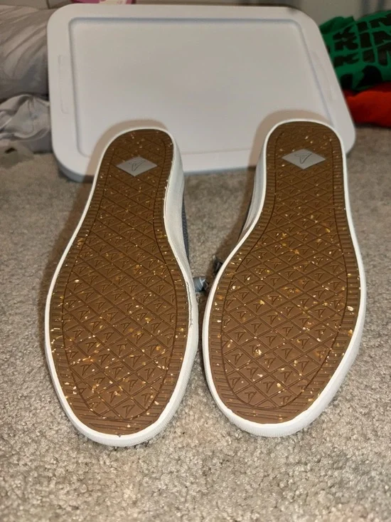 NWT Sperry Women Gray Boat Shoes - Picture 2 of 5